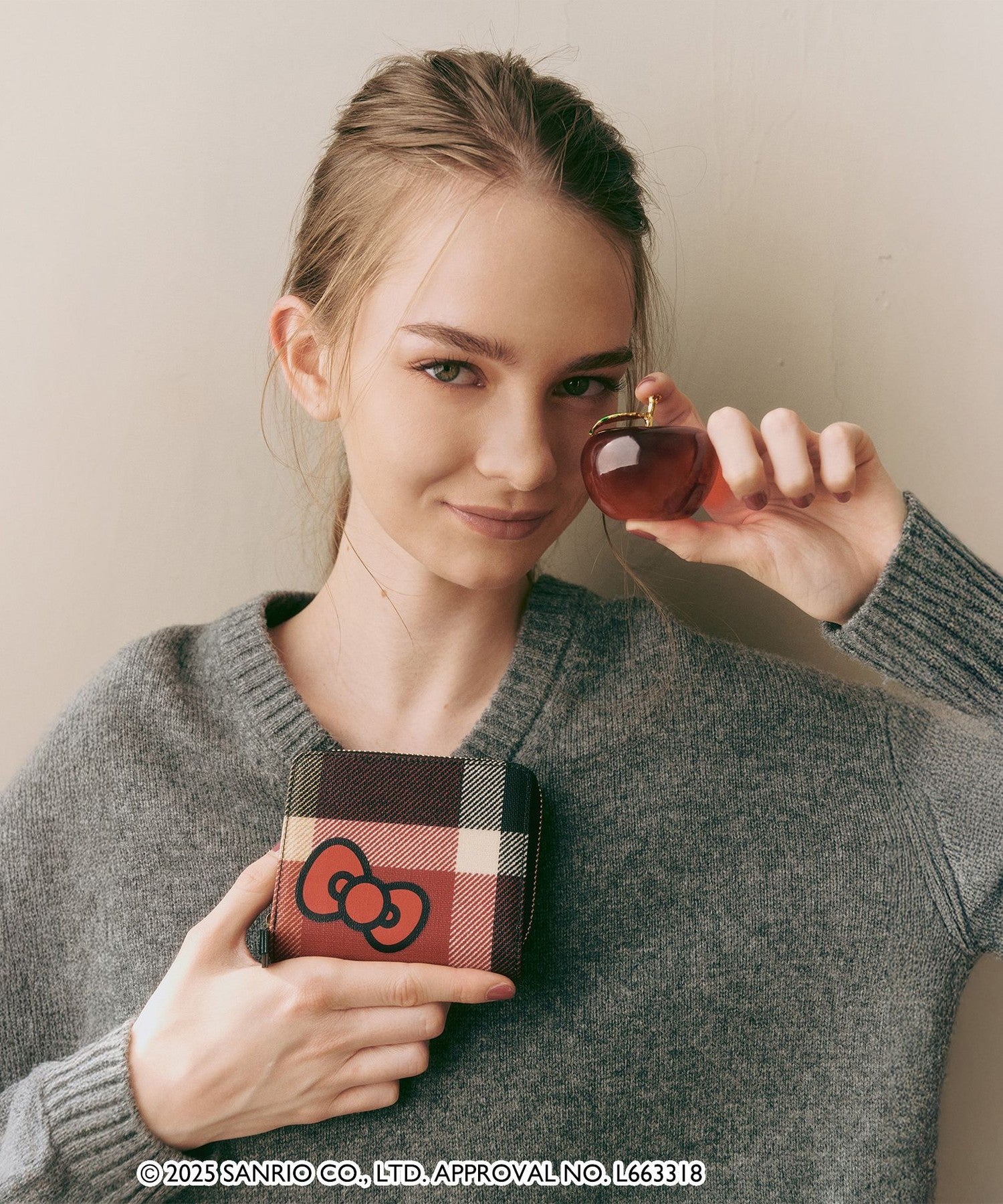 ハローキティコラボ】PVC二つ折り財布（ウォレット/ポーチ）｜BLUE