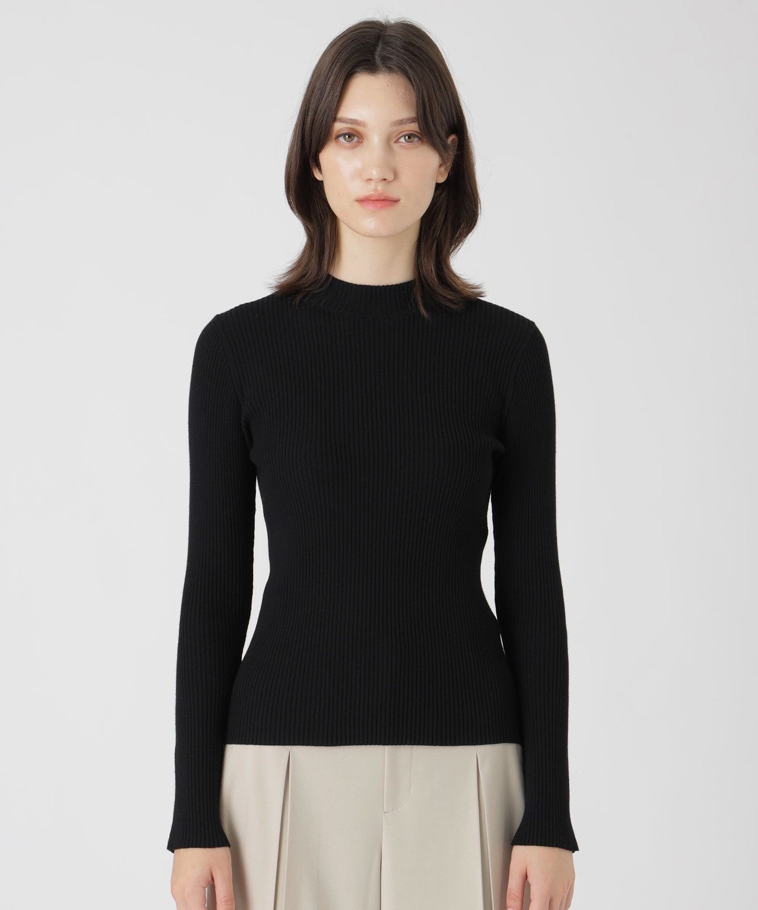 レーヨンストレッチハイネックニット(ニットウェア)|BLUE LABEL レーヨンストレッチハイネックニット(ニットウェア)|BLUE LABEL