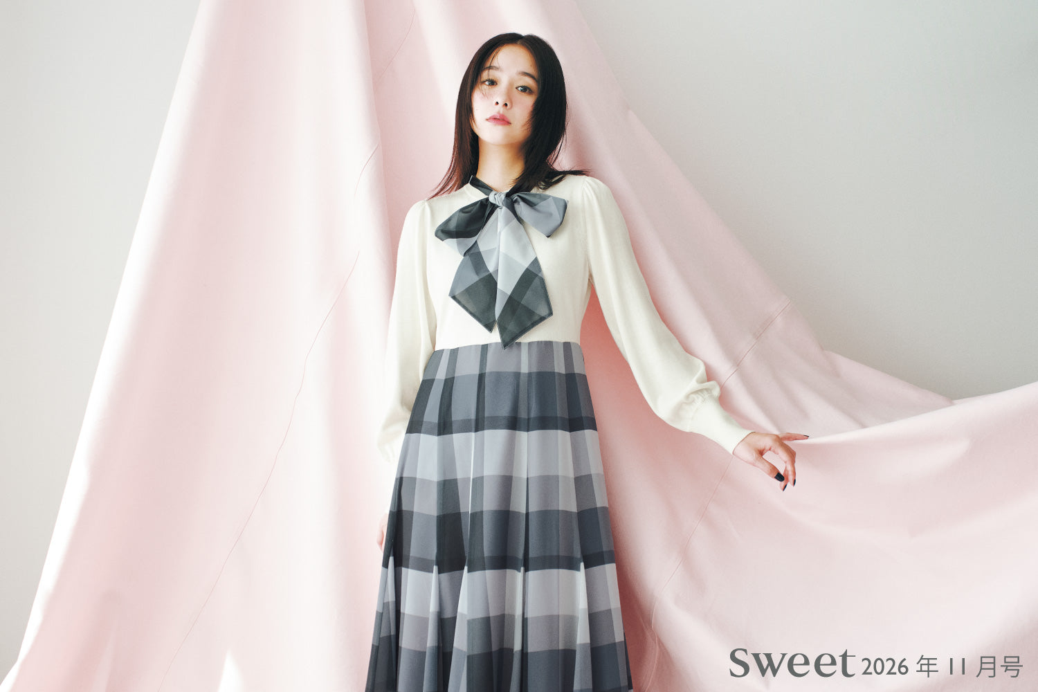 BLUE LABEL CRESTBRIDGE(ブルーレーベル・クレストブリッジ)【公式サイト】