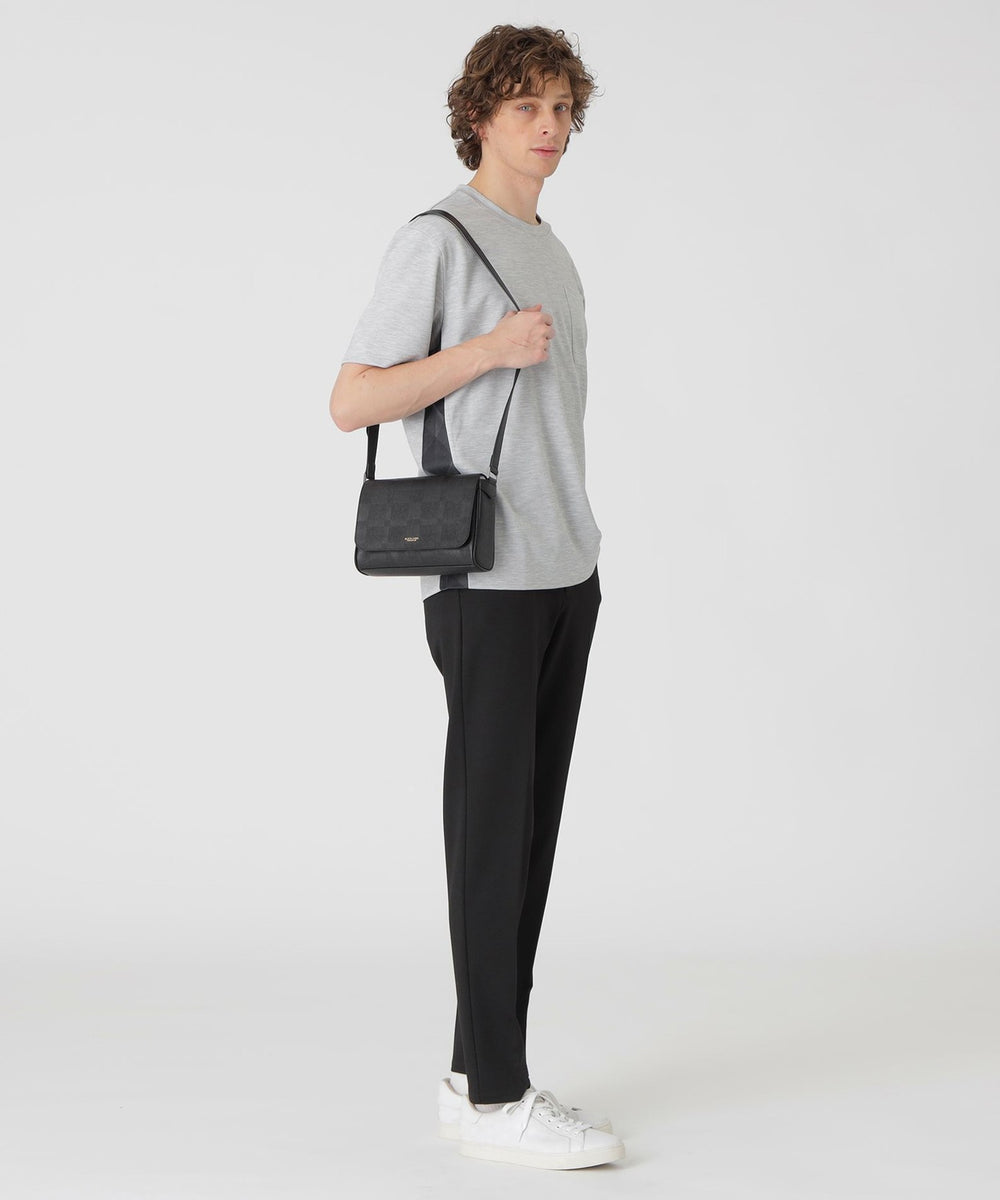 エンボスチェックメッセンジャーバッグ（バッグ）｜BLACK LABEL