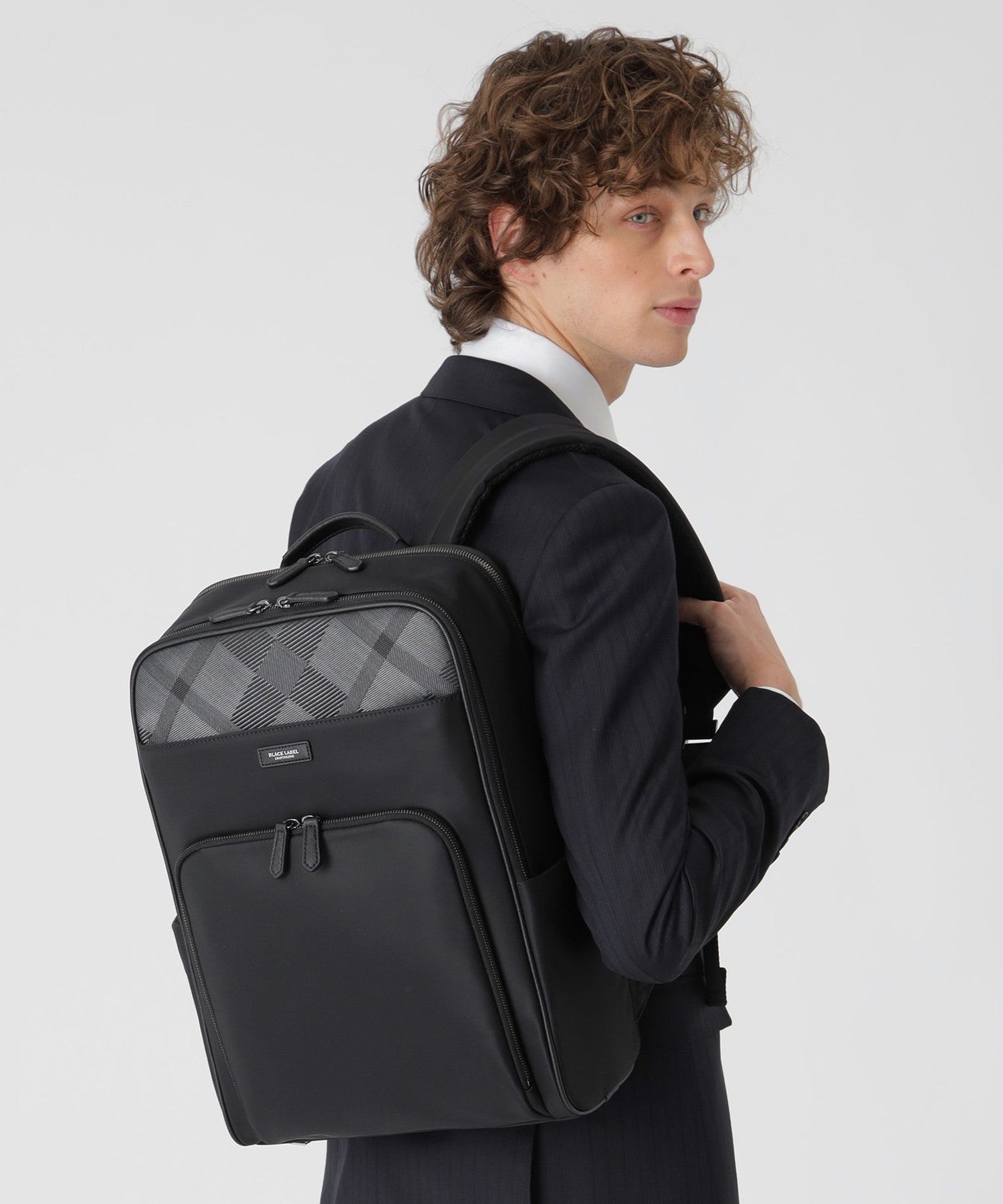 1411-5115171109__A,09,