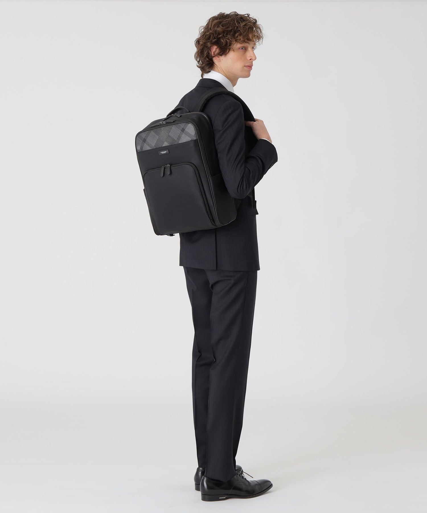 1411-5115171109__B,09,