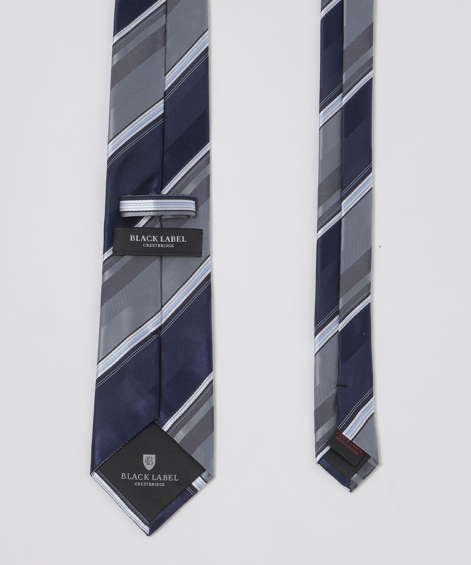 1411-5183575128__A,28,