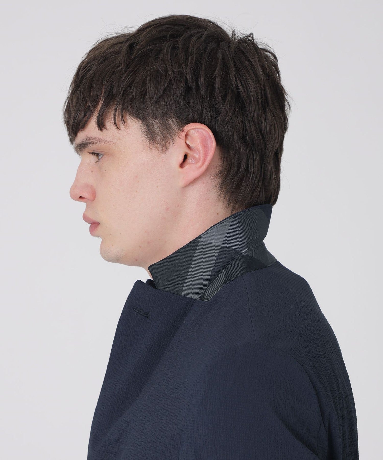 1411-51E1272228__E,28,