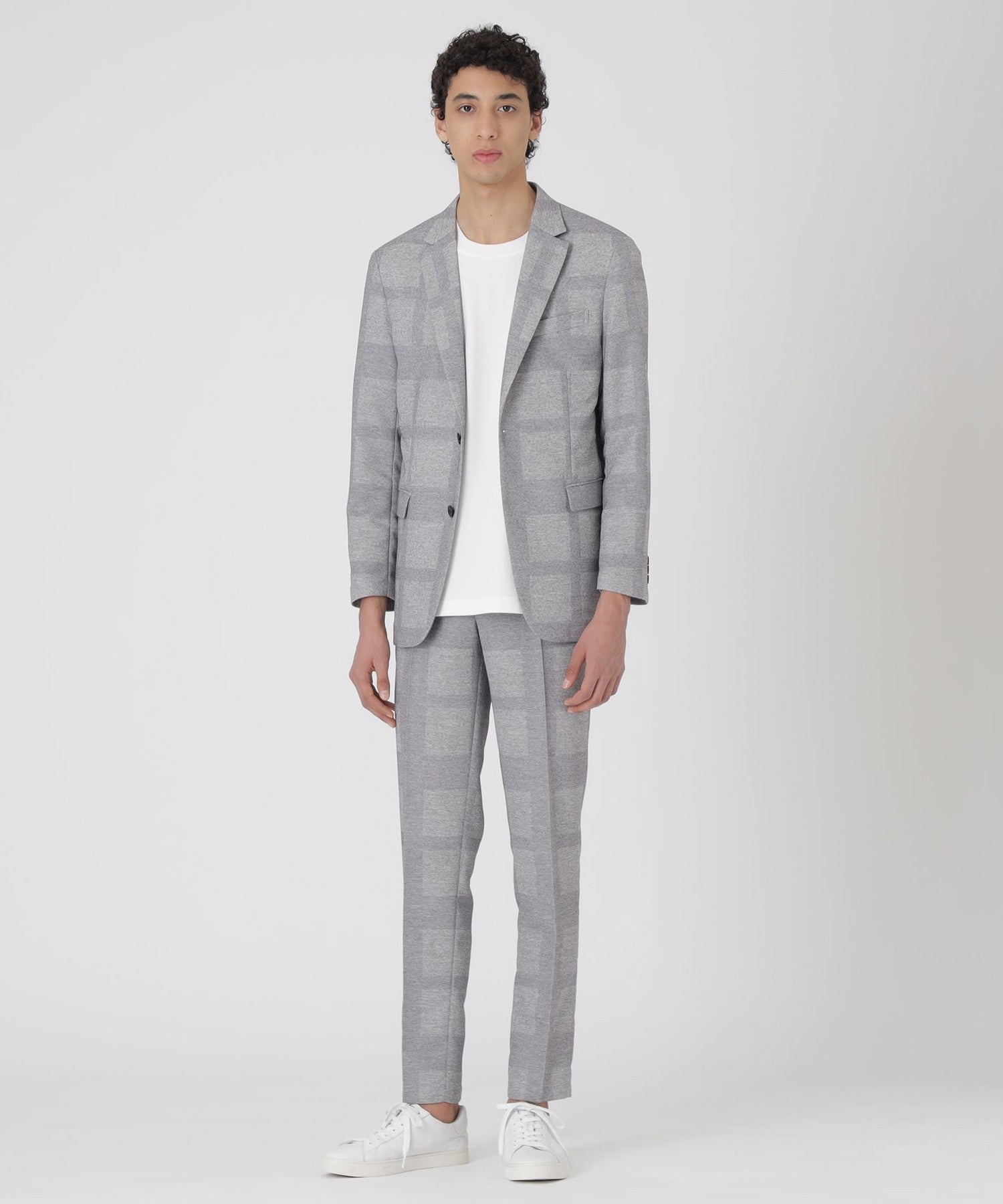 1411-51E1372304__A,04,