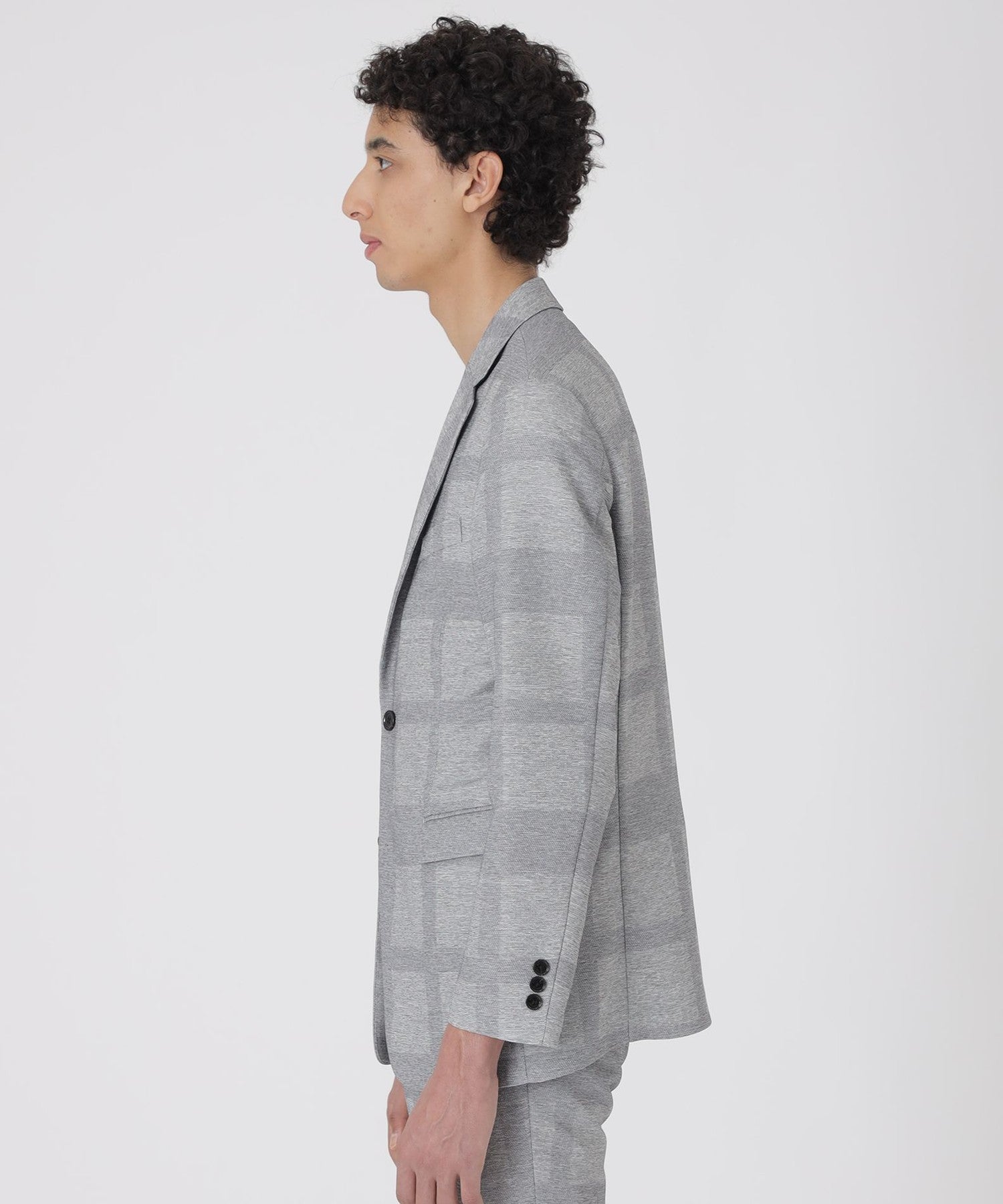 1411-51E1372304__C,04,