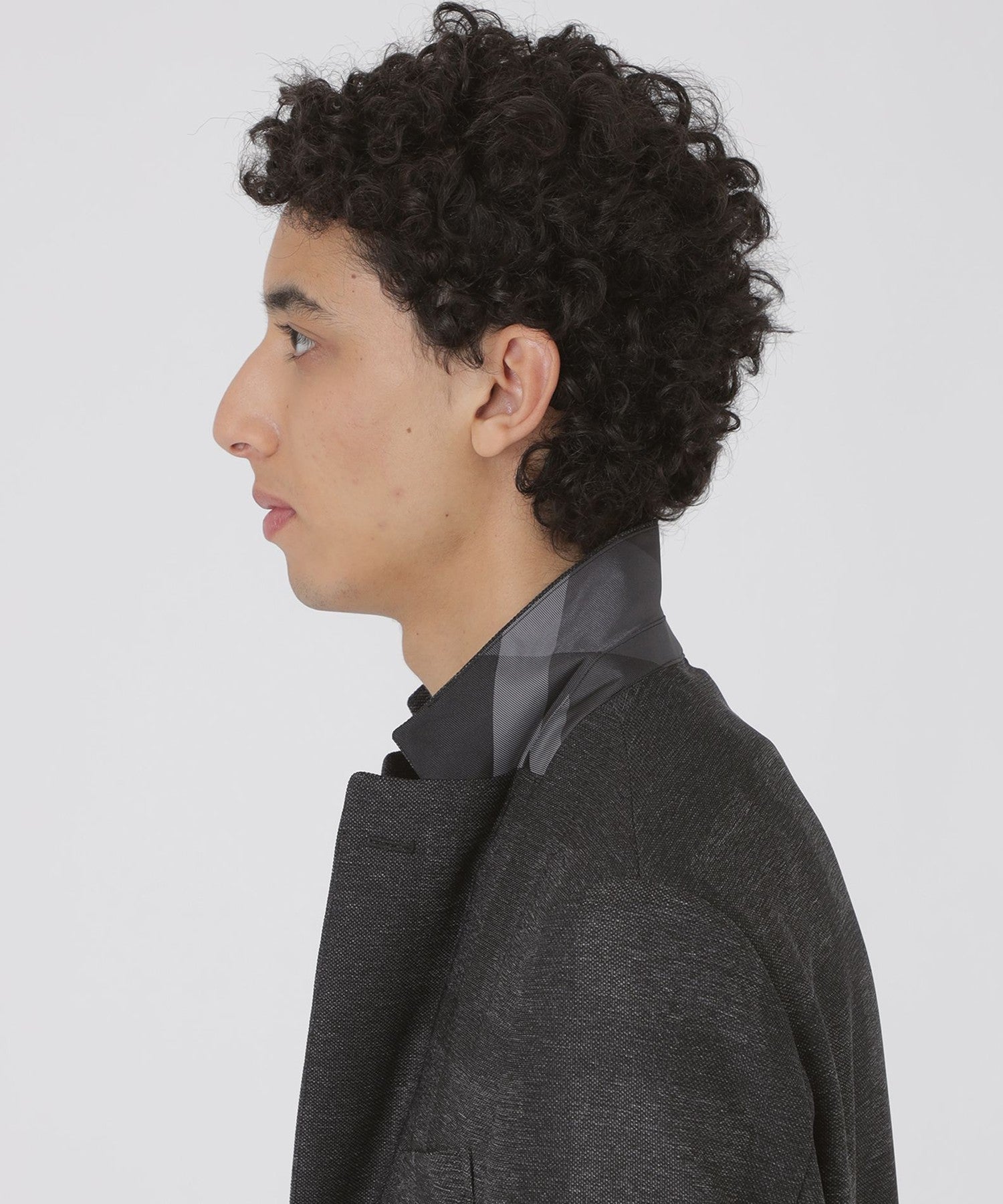 1411-51E1372308__F,08,