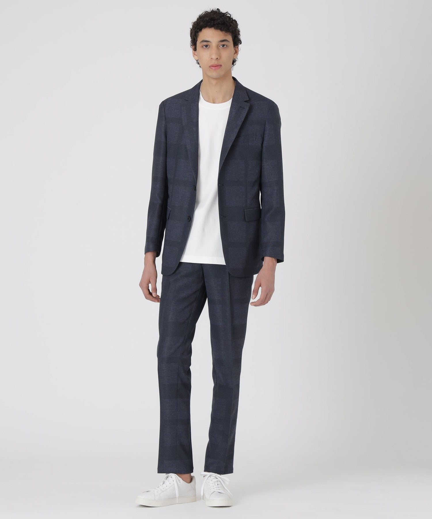 1411-51E1372328__A,28,