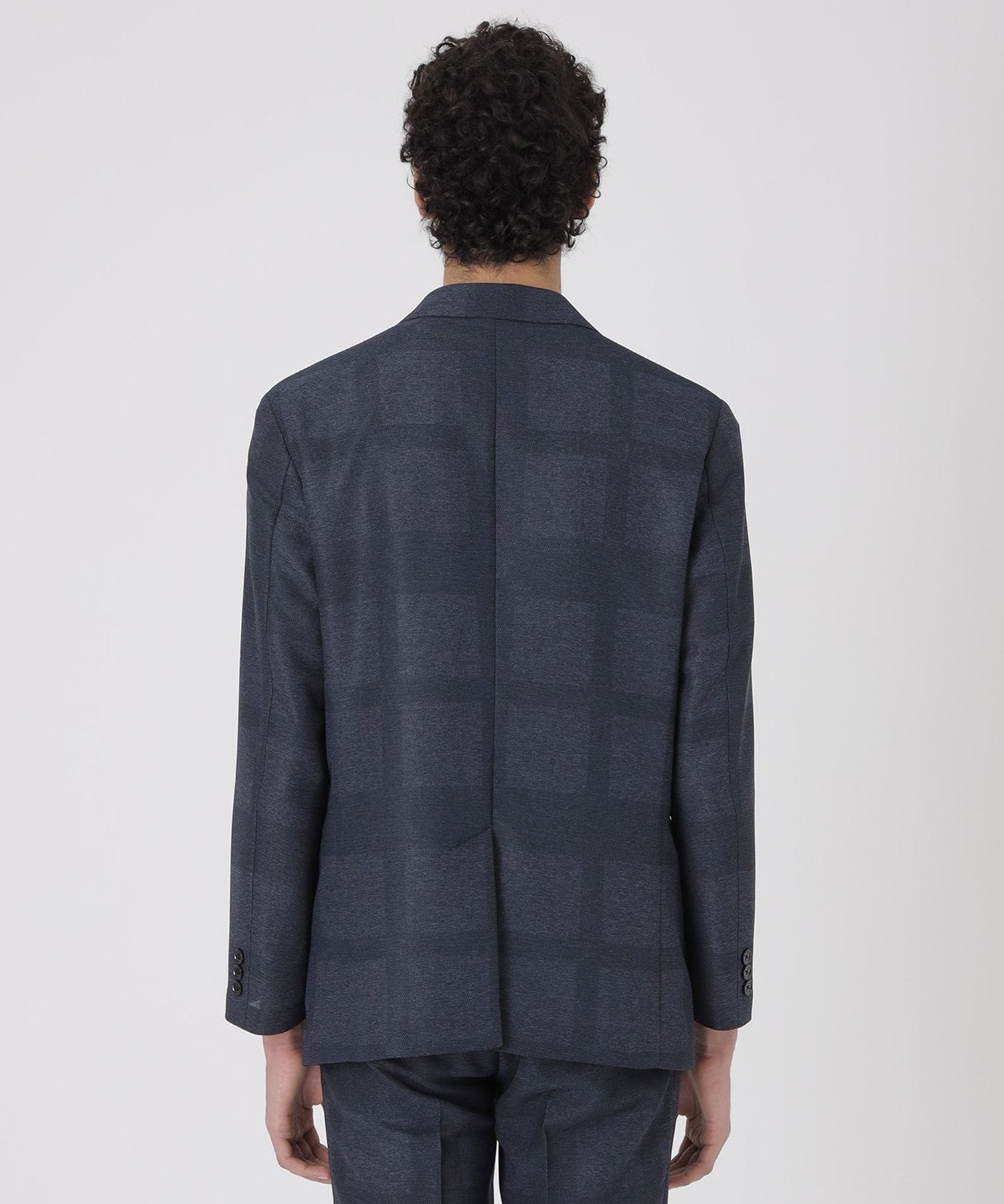 1411-51E1372328__D,28,