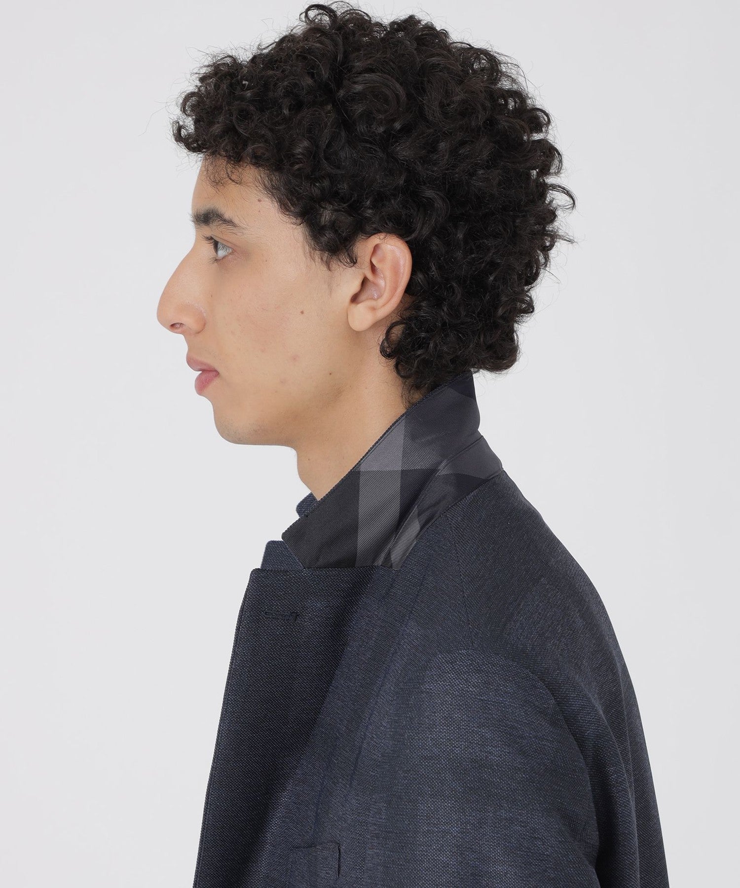 1411-51E1372328__E,28,