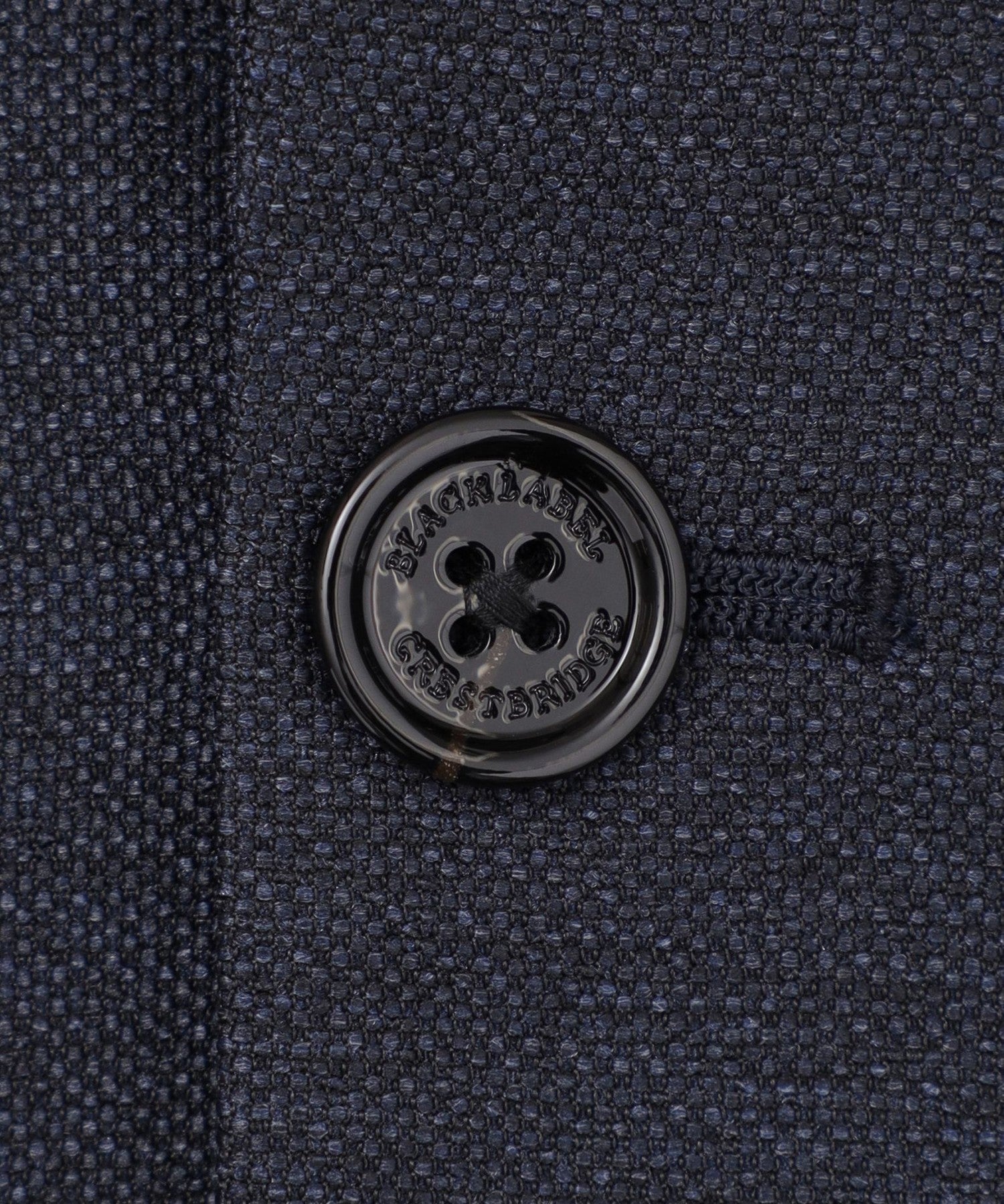 1411-51E1372328__F,28,