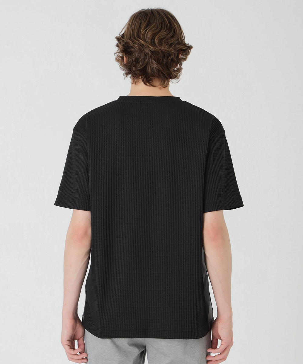 テクスチャータックサイドチェックTシャツ（カットソー）｜BLACK