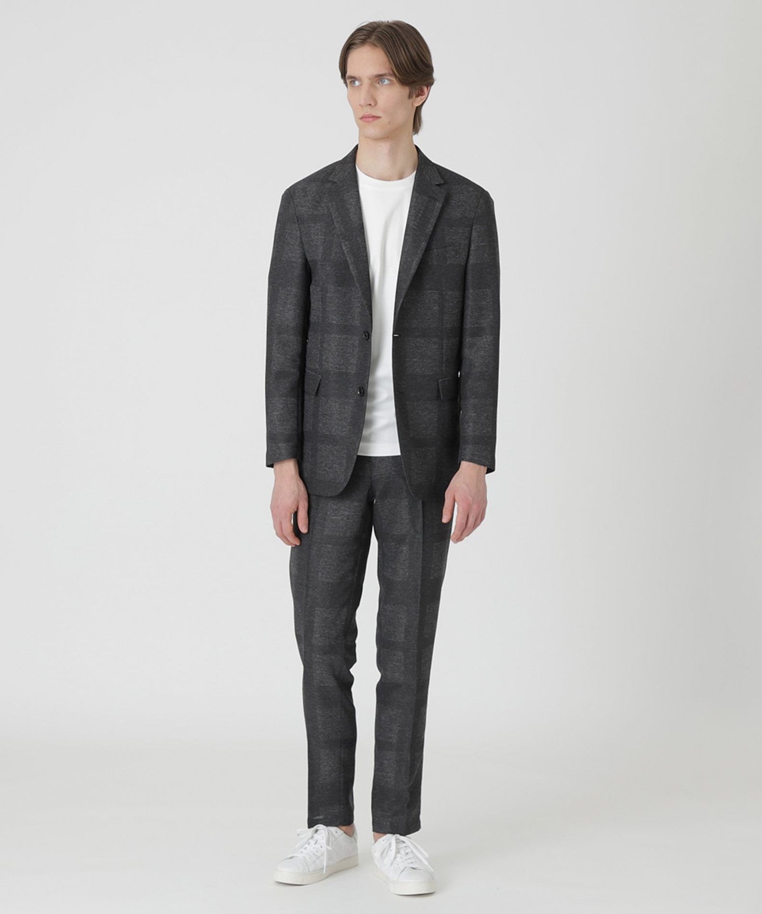 1411-51R1372308__A,08,