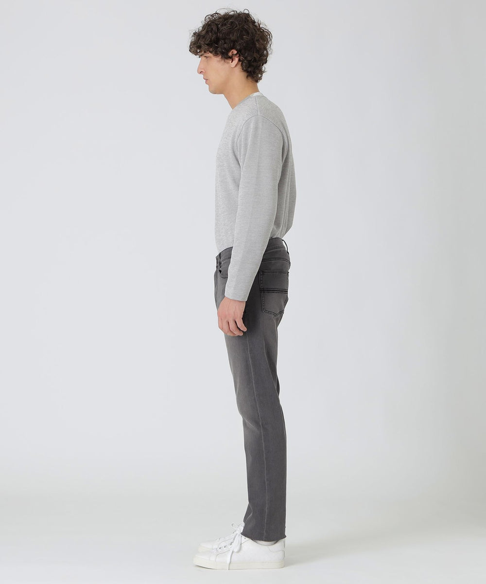 ガーメントウォッシュフェイデッドデニム（カジュアルパンツ）｜BLACK