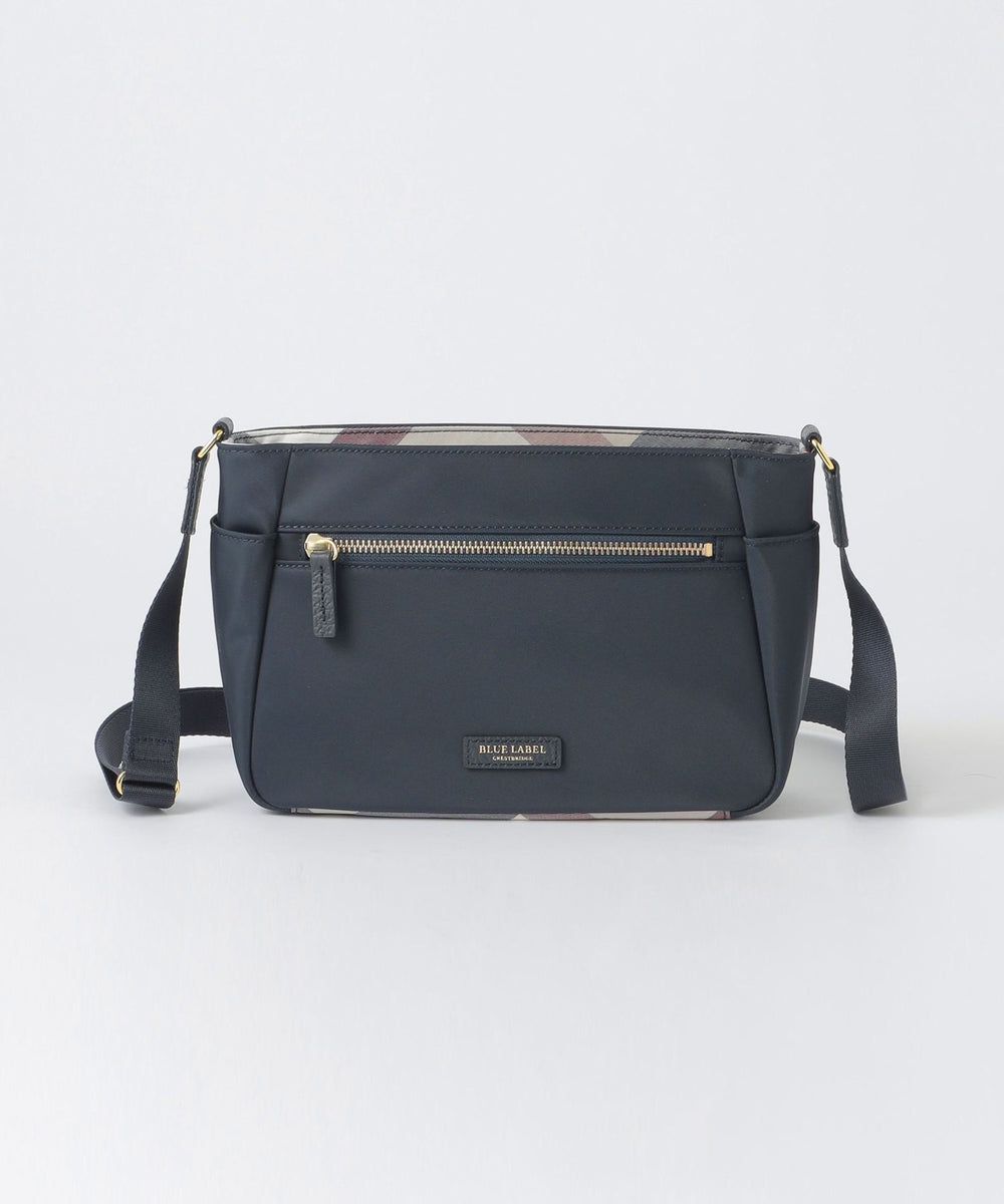 BLUE LABEL CRESTBRIDGE ショルダーバッグ パーシャルクレストブリッジチェックナイロンミニショルダー（バッグ