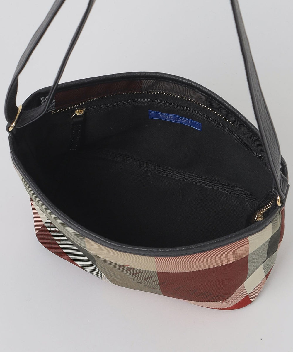 新品 ブルーレーベル クレストブリッジ ショルダーバッグ クレストブリッジチェックキャンバスかぶせショルダー（バッグ）｜BLUE