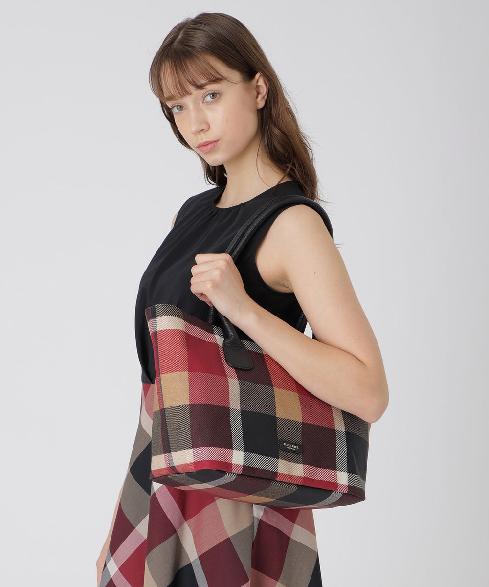 極美品✨ブルーレーベルクレストブリッジ チェックPVCトート　ハンドバッグ クレストブリッジチェックPVCトート（バッグ）｜BLUE LABEL