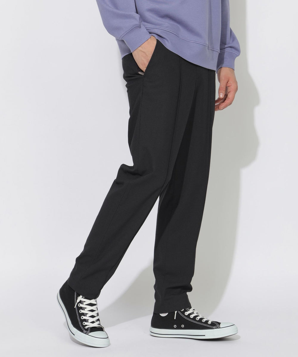 スタンダードカットパンツ